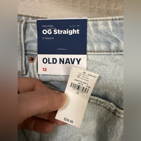 NWT Old Navy OG Straight High Rise Distressed Denim Shorts in Light Blue - 12 - Picture 10 of 11
